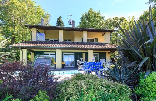 Ranco Villa | Sunlit holiday villa with private pool! - Villa La Pastorale