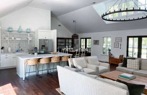 Isle of Palms House | Sunny 5BR w/Saltwater Pool & 6-Seat Golf Cart Close to Beach