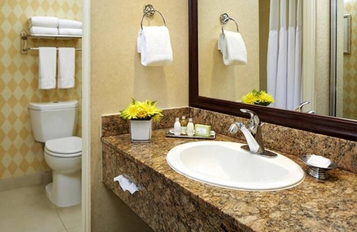 Anaheim Resort Hotel | Sunny Anaheim Stay: Steps from Disney, with Pool & Free Parking | 2 Units