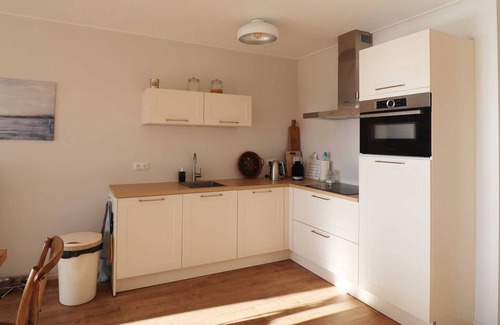 Heeg Apartment | Sunny Apartment Directly on the Heegermeer