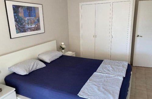 Tossa de Mar Apartment | Sunny apartment with pool