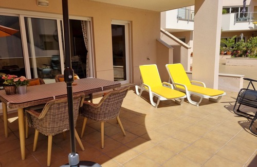 Burgau Apartment | Sunny apartment with two large patio areas and views over open countryside