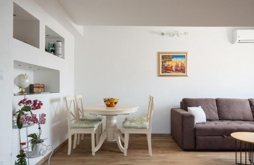 Cancini Apartment | Sunny app Poreč with reserved parking