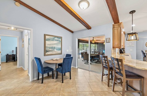 Caloosahatchee House | Sunny Cape Coral Pool Home