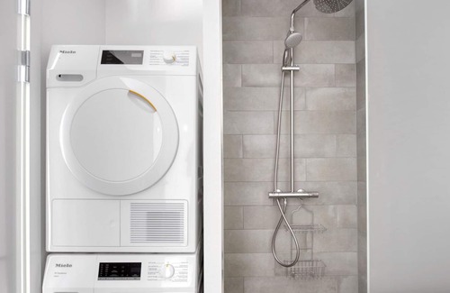 Vesterbro Apartment | Sunny Carlsberg Byen 1BR w/ Balcony & W/D, nr Istengade, by Blueground