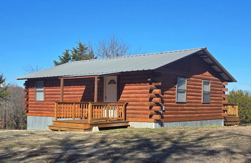 Sulphur Apartment | Sunny Hill at Gamble Hollow