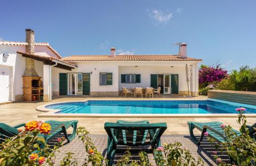 Aljezur Villa | Sunny Ocean Villa with pool near Arrifana beach