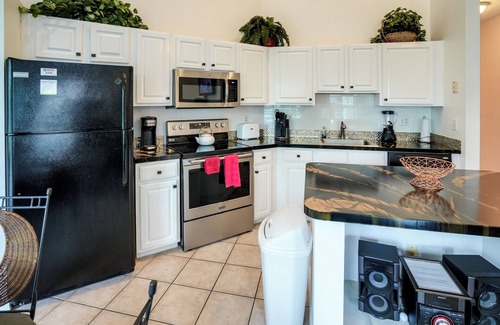 Port Saint Lucie Condo | Sunny Port St Lucie Condo: Golf, Swim & Unwind!