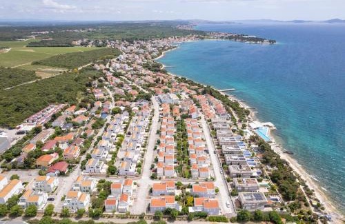 Petrcane Apartment | Sunny Resort apartment 1042