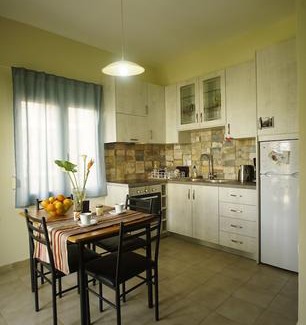Halepa Apartment | Sunny Sea-View Apartment in Halepa