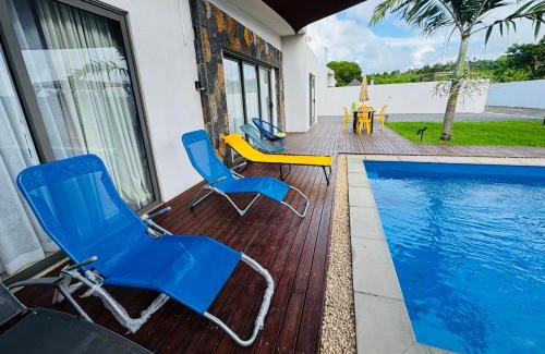 Pereybere Villa | Sunny Side Up - Private 3BR villa with pool