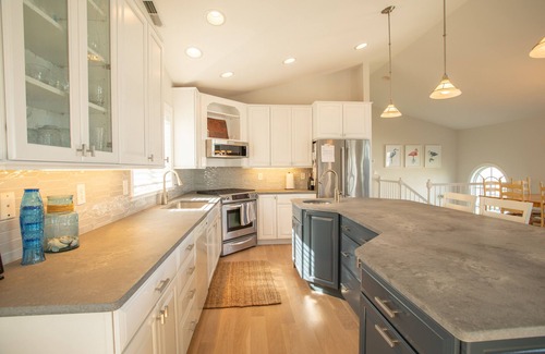 Bethany Beach House | Sunny, Spacious 6-Bedroom Beauty, 1.5 Blocks from Ocean