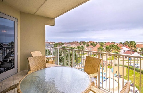 South Padre Island Apartment | Sunny SPI Las Villas Condo with Resort Amenities!