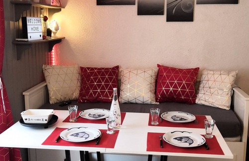 Thollon-les-Memises Apartment | Sunny studio at the foot of the slopes on the balcony of Leman
