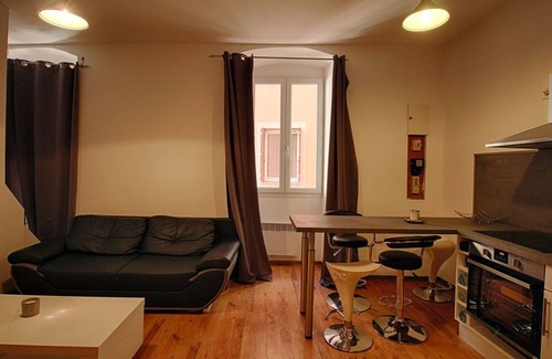 Ajaccio Apartment | Sunny Studio in the Heart of Ajaccio – Walk to Beach and Market, Ideal for City Exploration