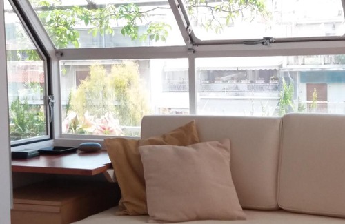 Kypseli Apartment | Sunny Studio Penthouse in center of Athens