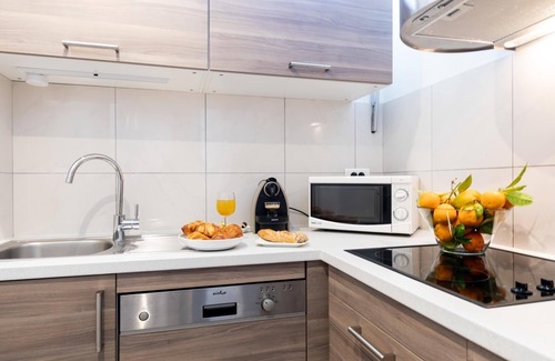 Juan-les-Pins Apartment | Sunny Terrace 3C - One Bedroom Apartment, Sleeps 4