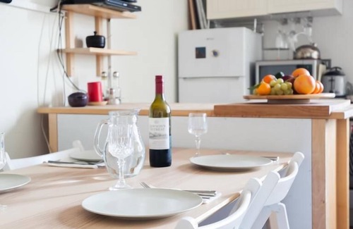 Testaccio Apartment | Sunny Testaccio Beautiful apartment
