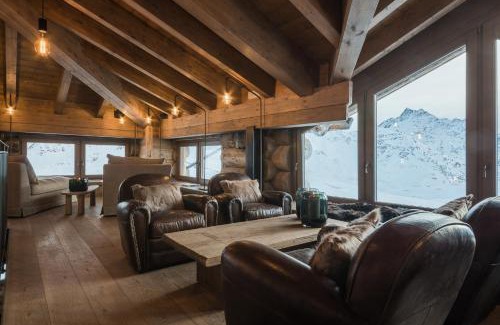 Valfurva Hotel | Sunny Valley Mountain Lodge