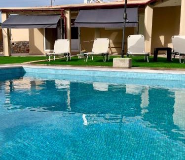 Elaia House | Sunny Villa Elia