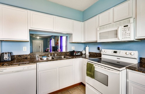 Wesley Chapel South House | Sunny Wesley Chapel Home ~ 2 Mi to Epperson Lagoon
