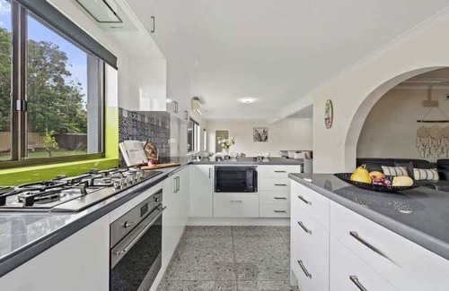 Ulladulla House | Sunnydaze in the Heart of Ulladulla