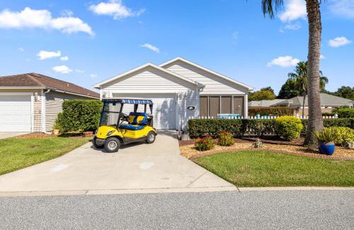 The Villages House | Sunnyside Escape in The Villages With Golf Cart & BBQ
