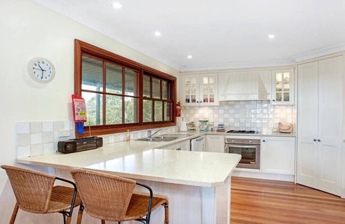 Wentworth Falls House | Sunnyside Hous At The End Of A Quiet Cul De Sac