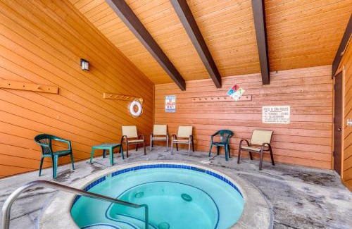 Mammoth Lakes Apartment | Sunrise 19