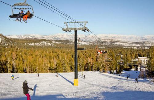 Mammoth Lakes Apartment | Sunrise 19