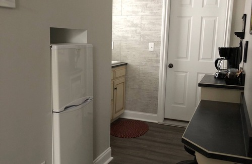 Amanda Apartment | Sunrise Apt. - Peaceful Country Setting- Reasonable Distance to Hocking Hills