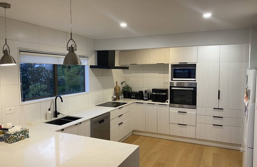 Snells Beach House | Sunrise batch