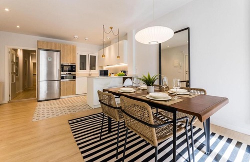 Gros Apartment | SUNRISE BEACH by SWEET HOME SAN SEBASTIAN