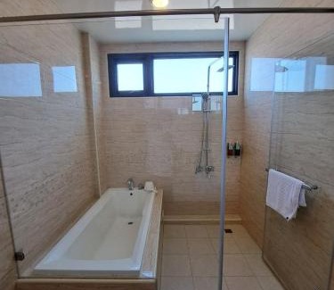 Dongshan House | Sunrise Inari B&B