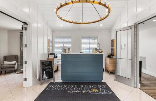 Harbor Village House | Sunrise Resort Room #301