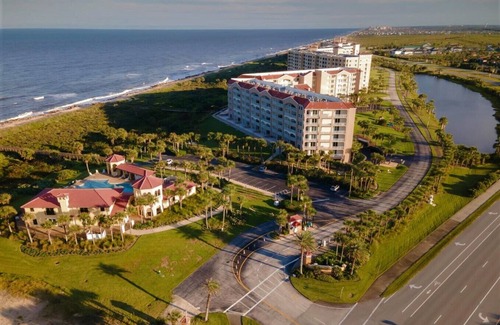 Palm Coast Condo | Sunrise Retreat-Oceanfront Condo/Ocean views from MBR, Living Room, & HUGE Patio