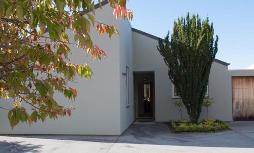 Wanaka Villa | Sunrise Sanctuary
