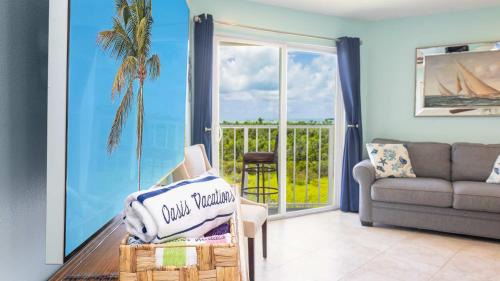 Tavernier Apartment | Sunrise Sanctuary - Top Floor Ocean Pointe 2415