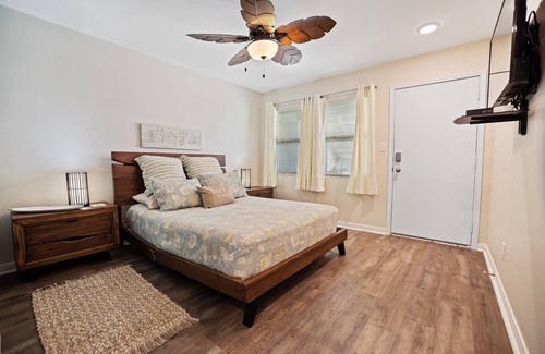 Port Aransas Condo | Sunrise Villas 107- Pool & Boardwalk to the beach