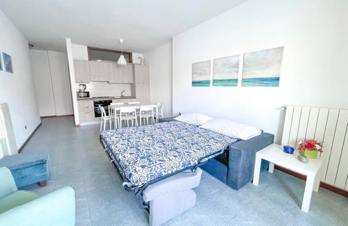 Bellano Apartment | SUNSET 2 by Design Studio