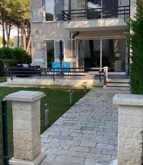 Ishem House | Sunset Bay Villa at Gjiri Lalzit Durres