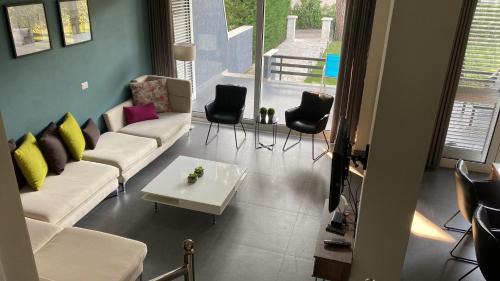Ishem House | Sunset Bay Villa at Gjiri Lalzit Durres