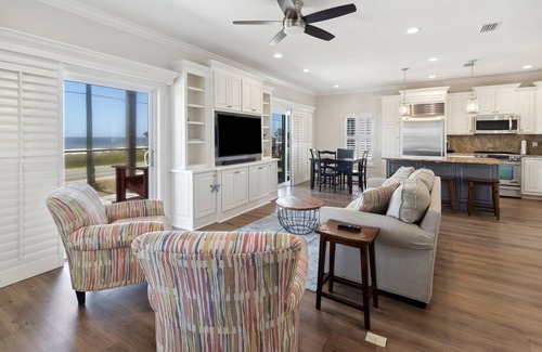 Port St. Joe House | Sunset Beach House sleeps 6, steps from beach! Private pool w/option to heat!