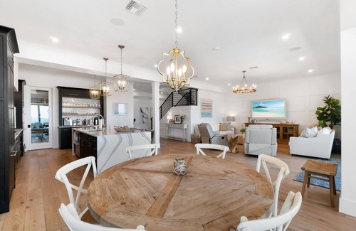 Bonita Springs House | Sunset Beach | Modern, Luxury Beachfront Pool Home | Sleeps 12