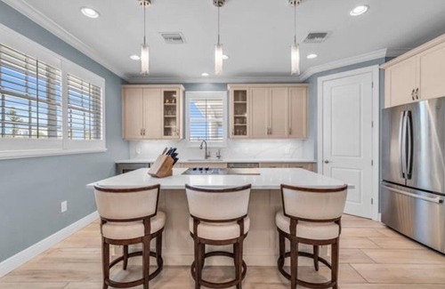 Mid Island House | Sunset Breeze - Five Bedroom House, Sleeps 10