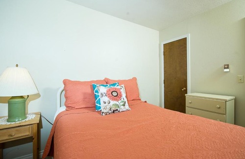 South Beach House | Sunset Breeze