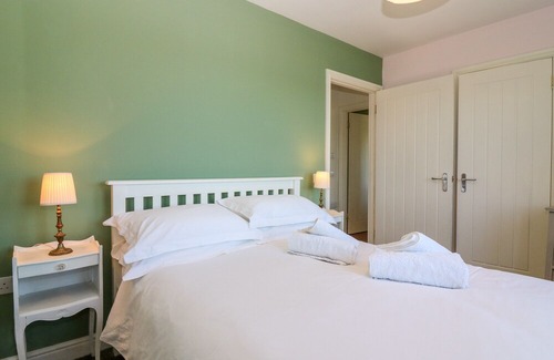 Gruline Cottage | Sunset Cottage, SALEN, ISLE OF MULL
