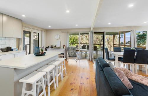 Macs Cove House | Sunset Cove
