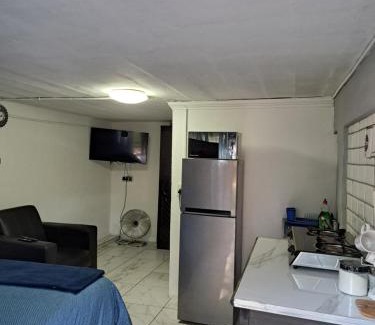 Scottsville Apartment | Sunset Jem