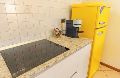 Sirmione Old Town Apartment | Sunset Lake View - Two Bedroom Apartment, Sleeps 5